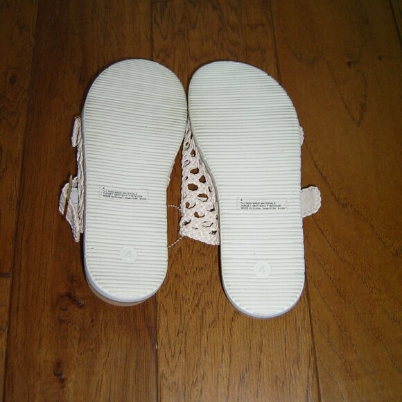 Cat & Jack Light Pink Buckle Sandals, Big Girls Size 4 - Picture 5 of 5